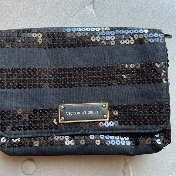 Victoria’s Secret make up bag - Picture 1 of 5